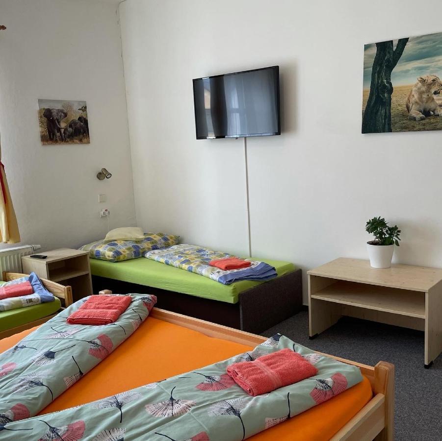 Penzion Slunecnice Dvůr Králové nad Labem Εξωτερικό φωτογραφία